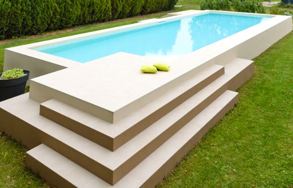 piscina fuori terra giardino